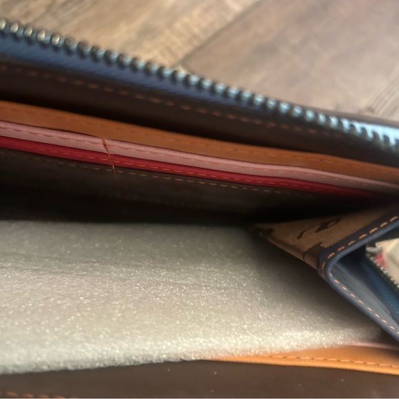 Treska Patchwork Billfold Wristlet Faux Leather Zip Closure Multicolor NWT - Picture 3 of 10